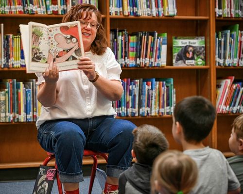 Bellville Public Library